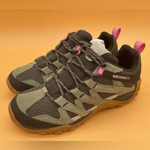 NEW Size 9.5 Merrell Women Alverstone Hiking Shoes Black / Olive Green